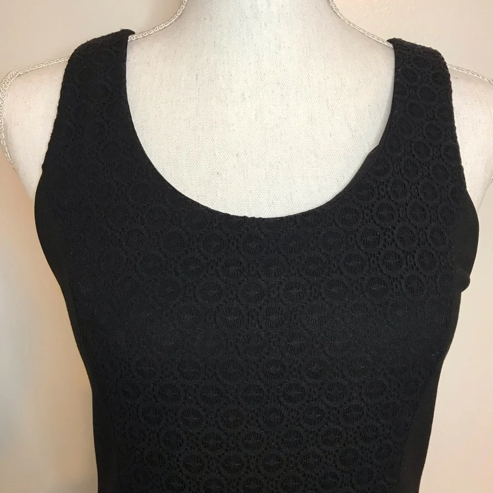KENSIE BLACK DRESS ✨✨✨ - Picture 2 of 5
